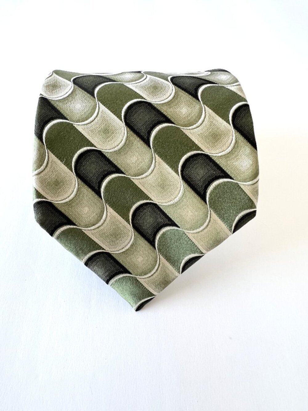 Zvlos Platinum George Machado 100% Silk Tie, Shades of Green